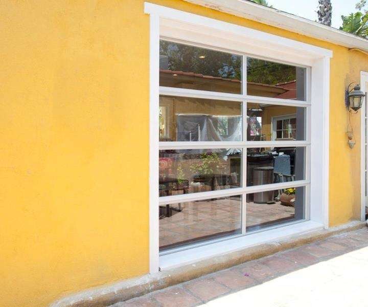Full View [10′ x 6′-6″] White Aluminum & 1/2″ Insulated Clear Glass Garage Door