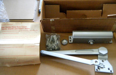 Unused Yale Holder/Stop Door Closer 5020, New in Box