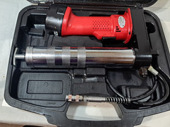 L1380 Legacy Manufacturing 12V BATTERY POWERED GREASE GUN