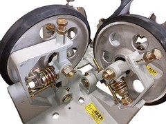 Genuine OTIS ROLLER GUIDE 2R64989F NEW OEM 2R64989F