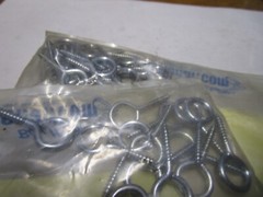 1/8″ x 1-5/16″ OAL x 5/16″ I.D. Zinc Plated Lag Thread Screw Eye Bolt QTY 30