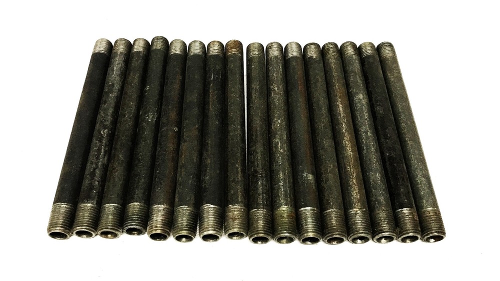 Unbranded Black Steel Threaded Pipe 1/4 inch x 6 inch [Lot of 16] NOS