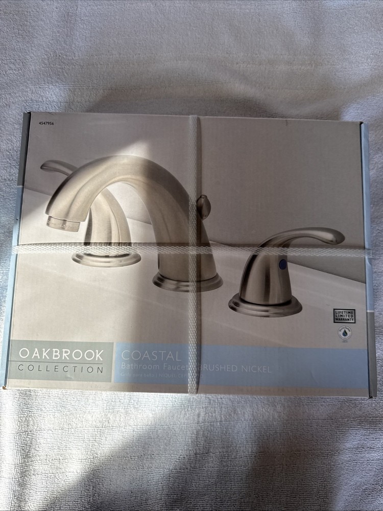 OakBrook Brushed Nickel Widespread Bathroom Sink Faucet 6in. – 12 in 4547956