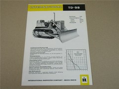 Prospekt IHC International Harvester TD-9B Planierraupe 6 Zyl. Motor D-282