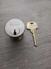 Sargent Mortise Cylinder 1 1/8″ Offset Cam with a 6 Pin Key, LA keyway