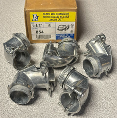 5 NEW Arlington 854 90 Deg. Angle connector 1-1/4″ For Flex AC MC Zinc Die Cast