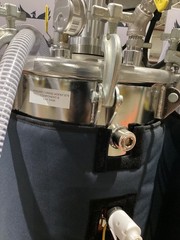 GRACO PR70F METER MIX DISPENSE SYSTEM USED