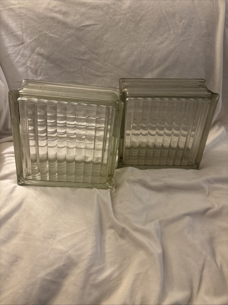 Architectura Vintage Glass Blocks Reclaimed 7 3/4 x 7 3/4 Lined Read