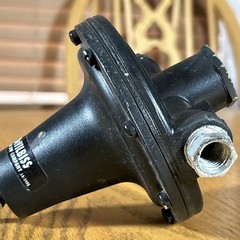 Devilbiss Air Regulator Model HAR-501 Industrial Paint Gun Air Pressure 250 psi
