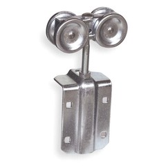 GRAINGER APPROVED 4PE62 Roller Bracket, 3 3/16 in W, 4 5/8 in L 4PE62
