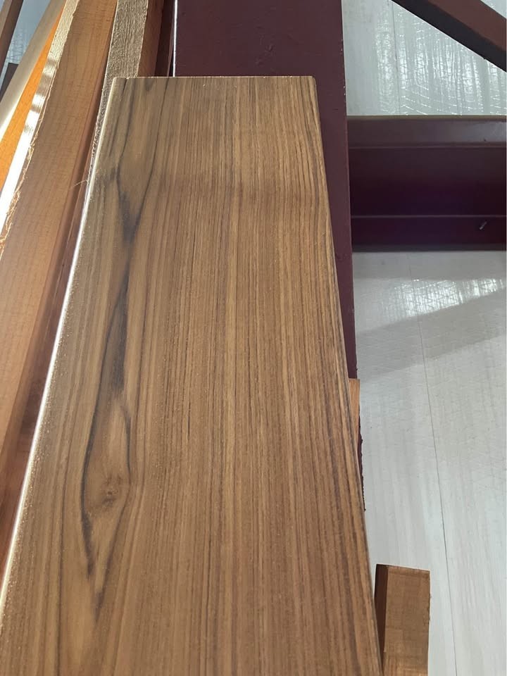 Marine Grade Teak Lumber – 4″ Wide x 0.75″ Thick – 1 ft to 2 ft Lengths –Planed