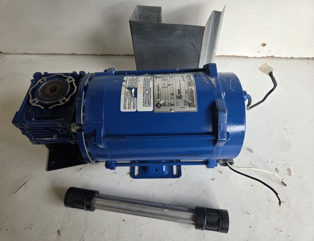 Dedoes Alliance A1 Cyclone Shaker Motor 1/2 HP 115V 60Hz 25:1 w/ Gear Reducer