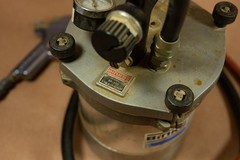 Binks SG2 2 Quart Model 80-350 w/Hoses, and CA Technologies Tomcat Spray Gun