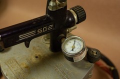 Binks SG2 2 Quart Model 80-350 w/Hoses, and CA Technologies Tomcat Spray Gun