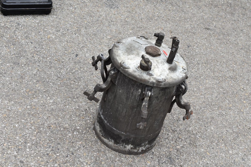 Binks 83-3402 Pressure Pot