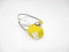 TURCK BI2-Q10S-AP6X-0.2-RS4T 1609390 10-30VDC UNMP