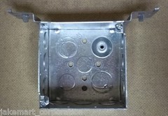 Outlet Box 4in Square with Bracket 2 1/4in Deep