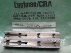 2 EASTMAN 525C1-0 LH & RH GUIDES MODEL 625 ULTRONIC CUTTING MACHINE 1-3/4 STROKE