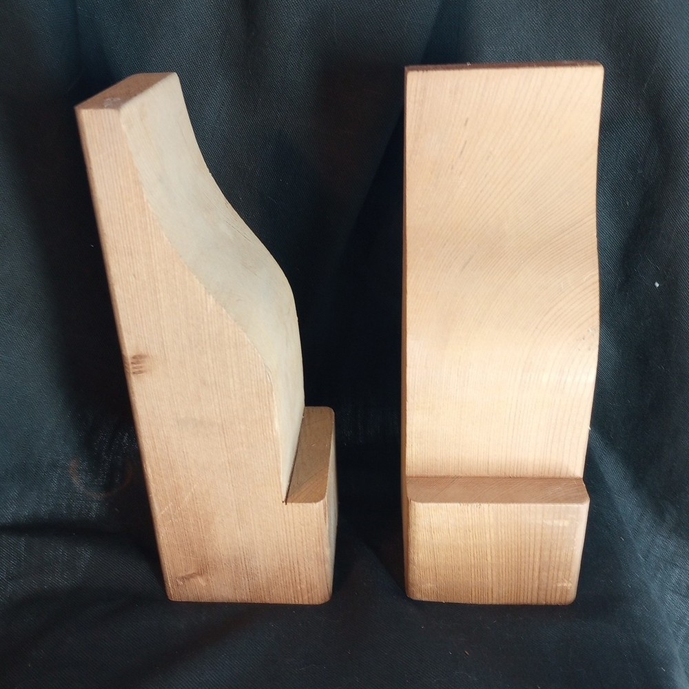 Vtg Wood Corbel Set Of 2 Unfinished Indoor Outdoor 10″ x 3-3/8″ x 3-3/8″ Unused
