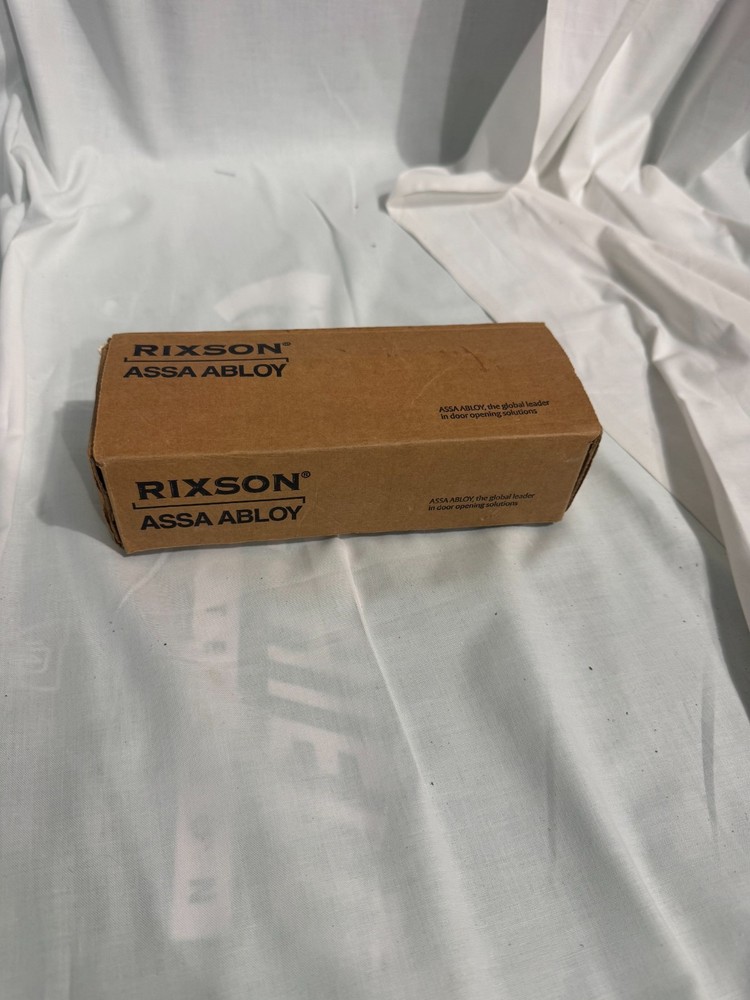 Assa Abloy Rixon Pivot Set Floor and Jamb Mounted, Center Hung New Open Box