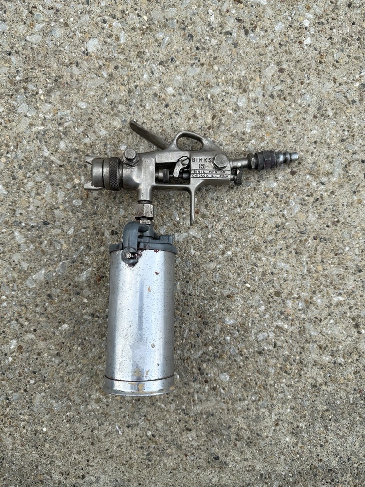 Binks Model 15 Touch-Up Paint Spray Gun with Cup and D76S Nozzle