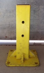 GLOBAL INDUSTRIAL 18″ H PROTECTIVE RAIL BARRIER POST FOR SINGLE RAIL, 436731