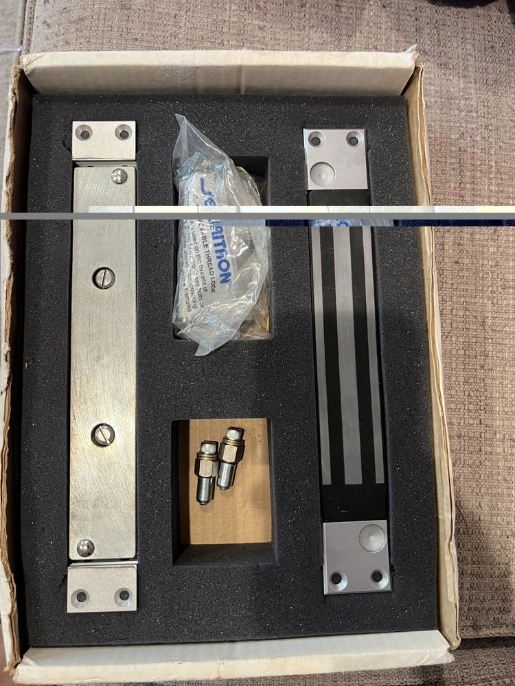 ASSA ABLOY SECURITRON SAM SAMB SHEAR ALIGNING MAGNALOCK 1200LBS 12/24VDC