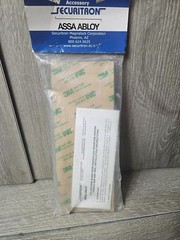 Securitron Assa Abloy GDB – Glass Door Bracket