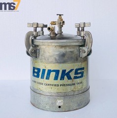 BINKS 83C-221 ZINC PLATED PRESSURE POT/PAINT TANK WITH AGITATOR 2.8 GALLON