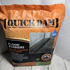 Quick Dam Barrier Water Flood Dam Bags Black 5′ QD65-2 New