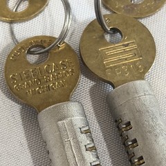 2 – Steelcase Desk Lock Cores Steelcase FR Lock Plugs With Keys Keyed Alike NEW