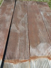 (30 sq.ft.) 5 pcs 3′ x 2′ RECLAIMED CORRUGATED BARN ROOFING TIN
