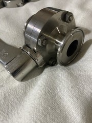 3/4″ Sanitary Butterfly Valve Tri Clamp Ferrule 304 Israel 839596 90° 4 Clamps