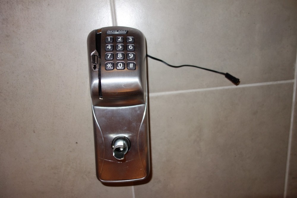 Schlage Co200cy Satin Storeroom Keypad Door Lock Card Reader CO-200-CY