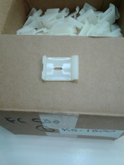 Maid-Rite FCS500F Flush Mount Wall Clips For SnapBoard Mouldings Case Of 500