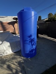 300, 200, 120, 100, 50 Vertical Water Tanks “Read Description Before Purchases”