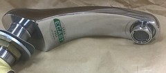 NOS CHICAGO FAUCETS 404-V317ABCP Low Arc Chrome (B337)