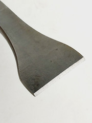 Vintage Unbranded 1-3/8″ Scaling Chisel 7″ Length H3 – NOS!