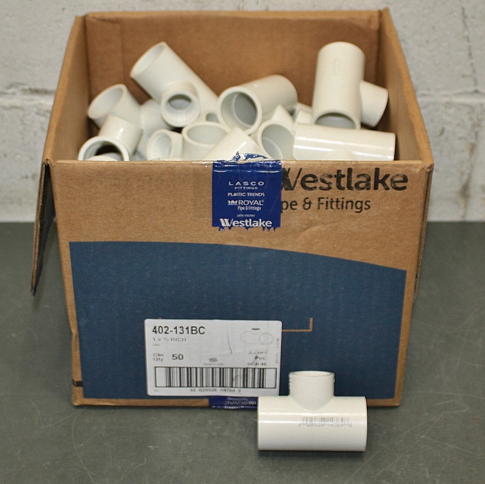 (50) Lasco Fittings Reducer Tee Fittings 402-131BC, 1″ Socket x 0.75″ NPT Sch 40